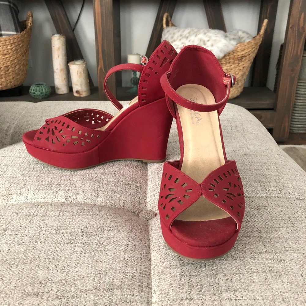 Burgundy/berry colored 3” wedge with ankle strap